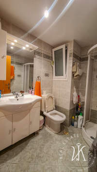 Image 7 of 8