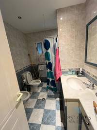 Image 11 of 29