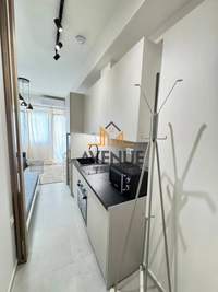 Image 18 of 25
