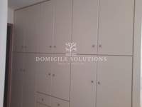 תמונת קיפסלי, אתונה למכירה (2)