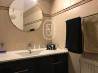 Image 10 of 19