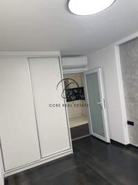 תמונת פנגרטי, אתונה למכירה (2)