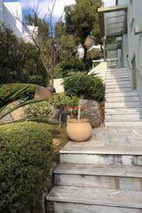 תמונת נאה פאנטלי, אתונה למכירה (2)