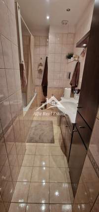 Image 15 of 25