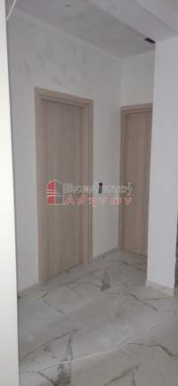 תמונת דירה, כיכר אמריקיס, אתונה למכירה (1)