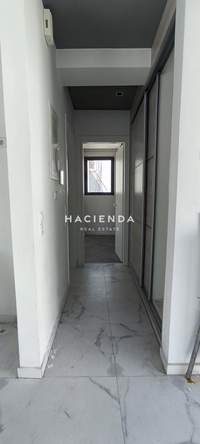 Image 9 of 22