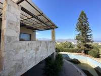 Image 12 of 25