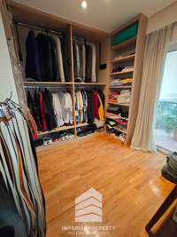 Image 19 of 25