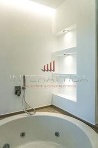Image 12 of 15