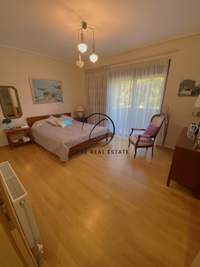 Image 19 of 30