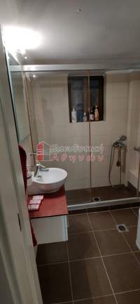 Image 10 of 20