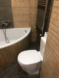 Image 12 of 24