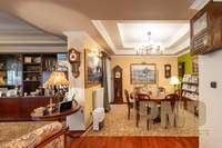 תמונת גליפדה, אתונה למכירה