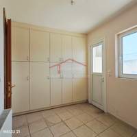 Image 11 of 24