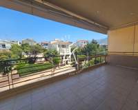 תמונת גליפדה, אתונה למכירה