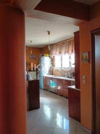 Image 10 of 19