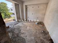 תמונת בית, רודוס למכירה (2)