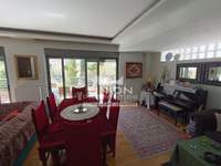 תמונת גליפדה, אתונה למכירה (2)