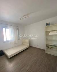Image 10 of 14
