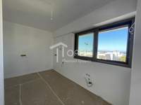 Image 15 of 25