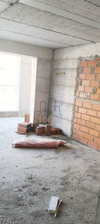 Image 6 of 25