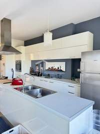 תמונת בית, סרוניקוס, אתונה למכירה (3)