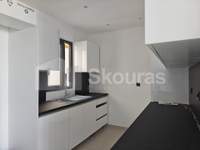 Image 10 of 25