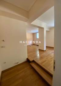 תמונת דיוניסוס, אתונה למכירה (3)