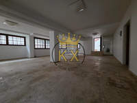 תמונת מרוסי, אתונה למכירה