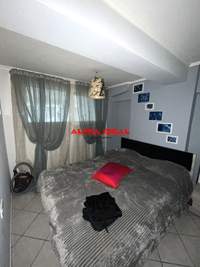 תמונת מרכז, פיראוס, אתונה למכירה (2)