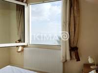 Image 11 of 30