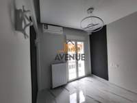 Image 10 of 25