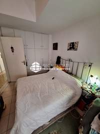 תמונת גיזי, אתונה למכירה (4)