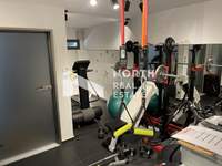 Image 24 of 25