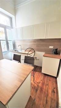 Image 10 of 21