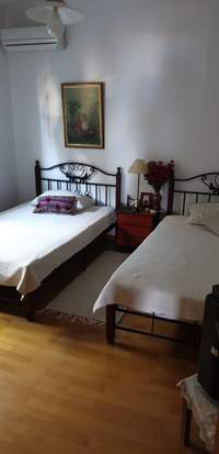 תמונת וילה, אפוקורנס למכירה (2)