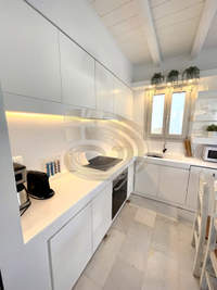 תמונת פארוס, האיים הקיקלאדיים למכירה