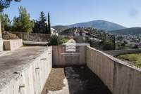 Image 10 of 25