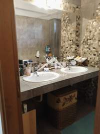Image 20 of 25
