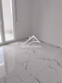 Image 12 of 25
