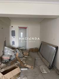 Image 7 of 14