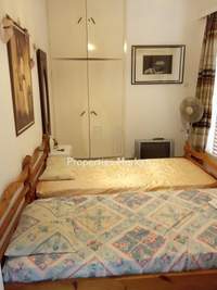 תמונת סרוניקוס, אתונה למכירה (2)