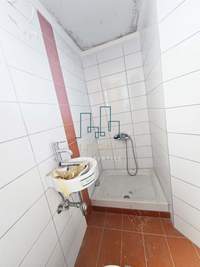 Image 22 of 25