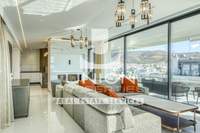 תמונת גליפדה, אתונה למכירה (2)