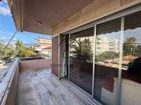 תמונת אגיה פארסקבי, אתונה למכירה (2)