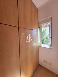 Image 11 of 25