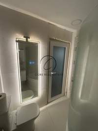 תמונת פנגרטי, רשות מקומית אתונה למכירה (4)