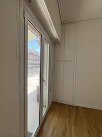 Image 10 of 25