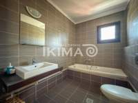 Image 21 of 25