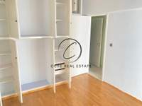 תמונת גודי, אתונה למכירה (2)